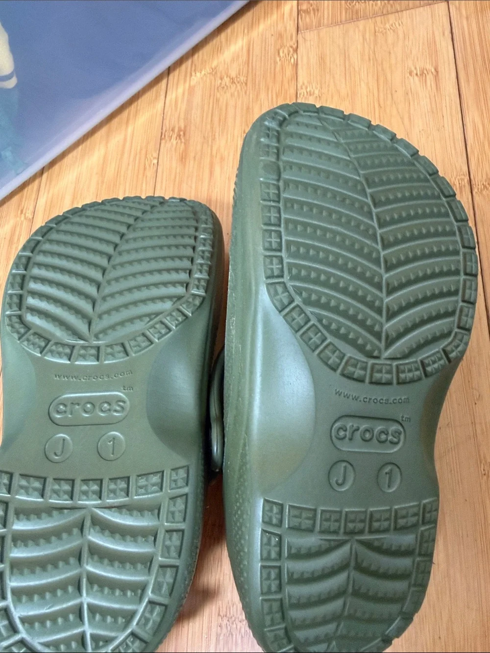 Kids Green Cozy Lined Clogs J1